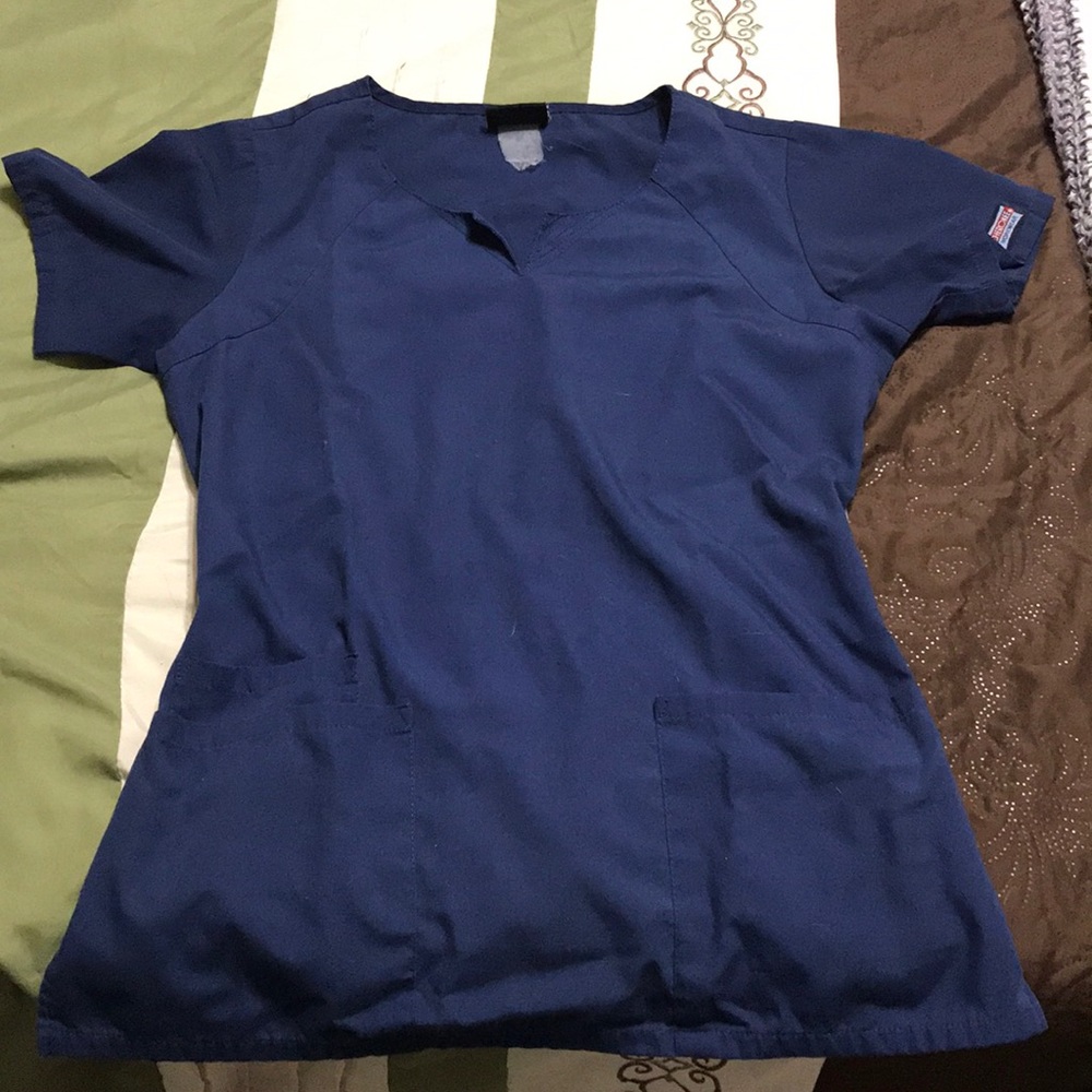 Women’s scrub top